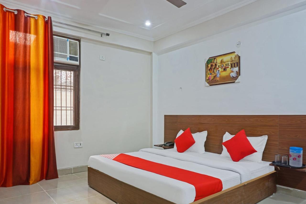 Hotel O Quadis Noida Exterior photo